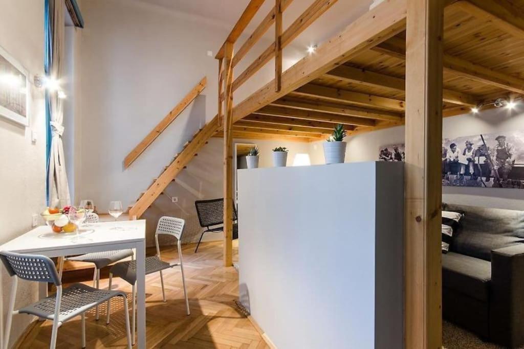 Blue Lotus Apartment T50 Budapeşte Dış mekan fotoğraf